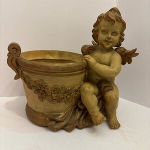 Vintage Margie’s Garden Cherubic Angel Decorative Planter - tan and Brown